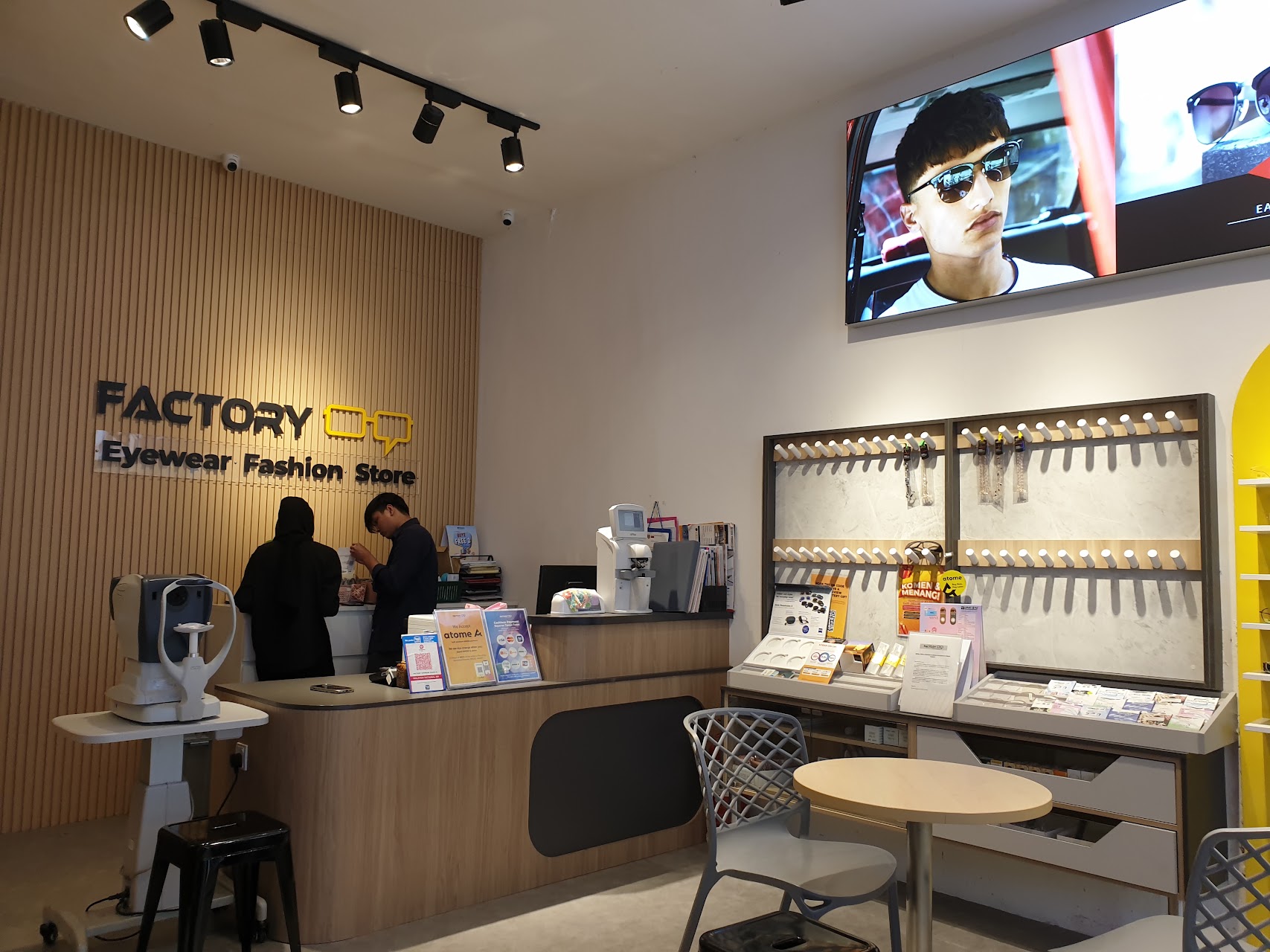 Factory Eyewear Sek 7. Shah Alam — photo by Spot · Google