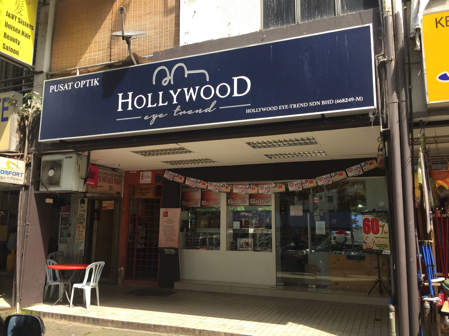 Hollywood Eye-Trend (Bandar Baru Sentul) — photo by ALAN CHONG · Google