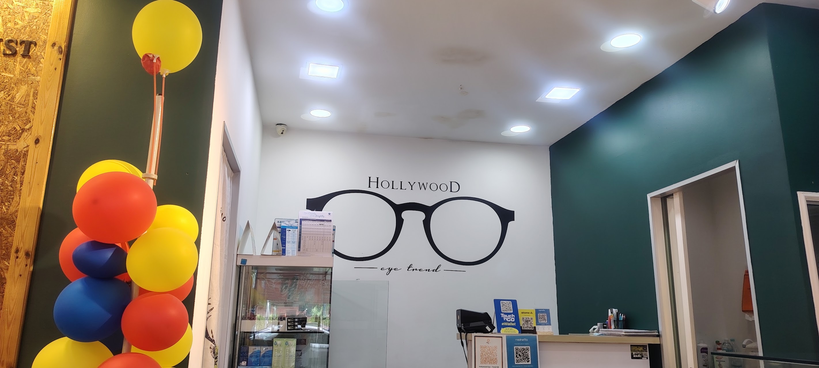 Hollywood Eye-Trend (Bentong) — photo by S Ying · Google